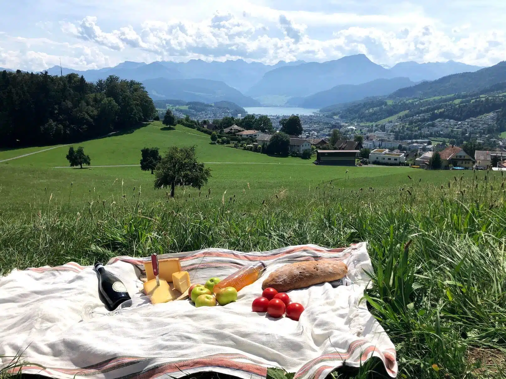 7 best Swiss Alps hiking tips